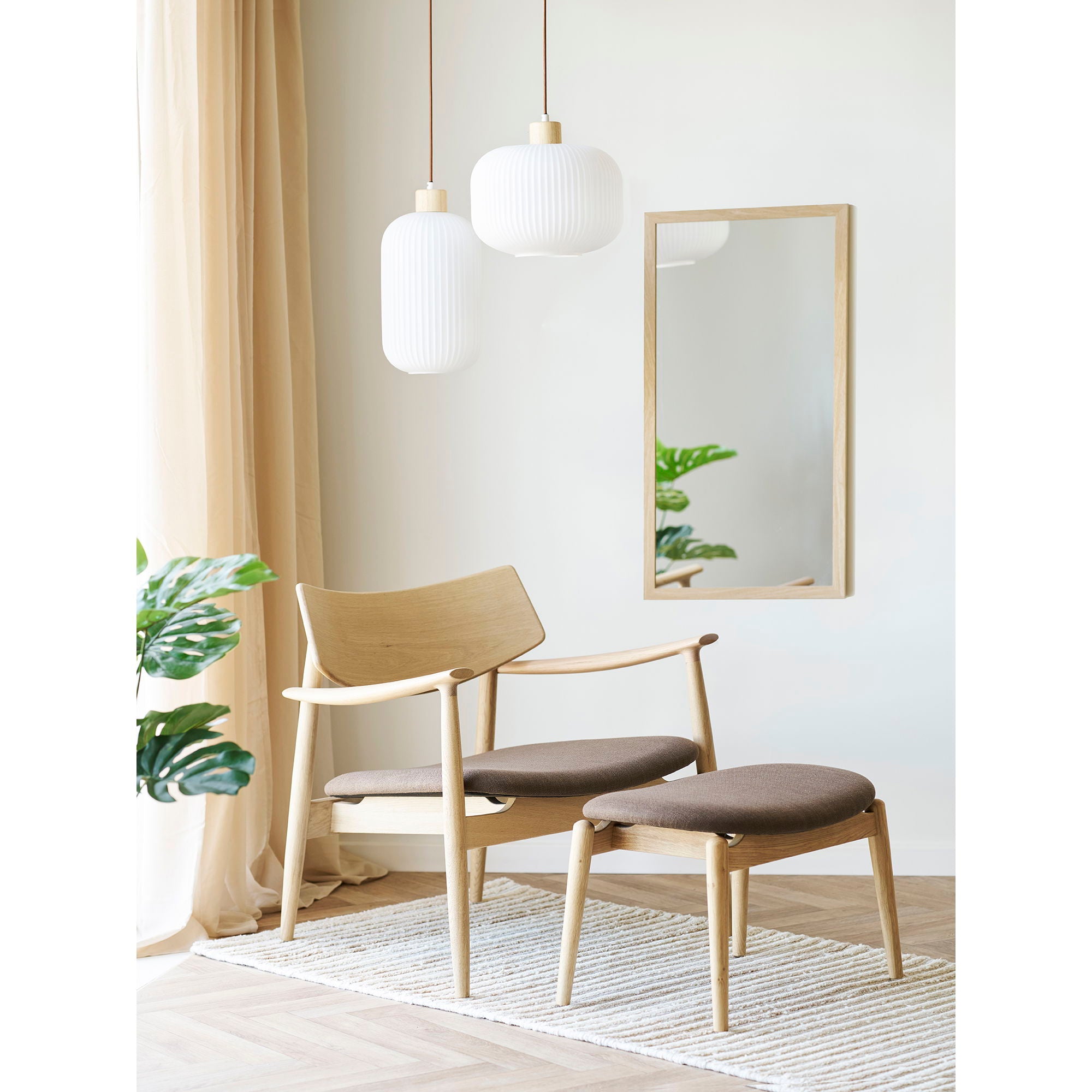 Olvera Set - Lounge Stuhl und Footstool, Nature/Brown HN1084