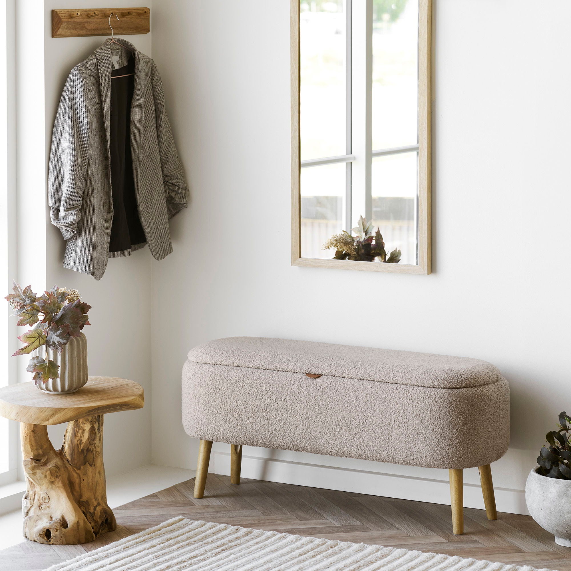 Harlow Bench - Bank mit Lagerung, Bouclé, Beige 95x37x45 cm, HN1063