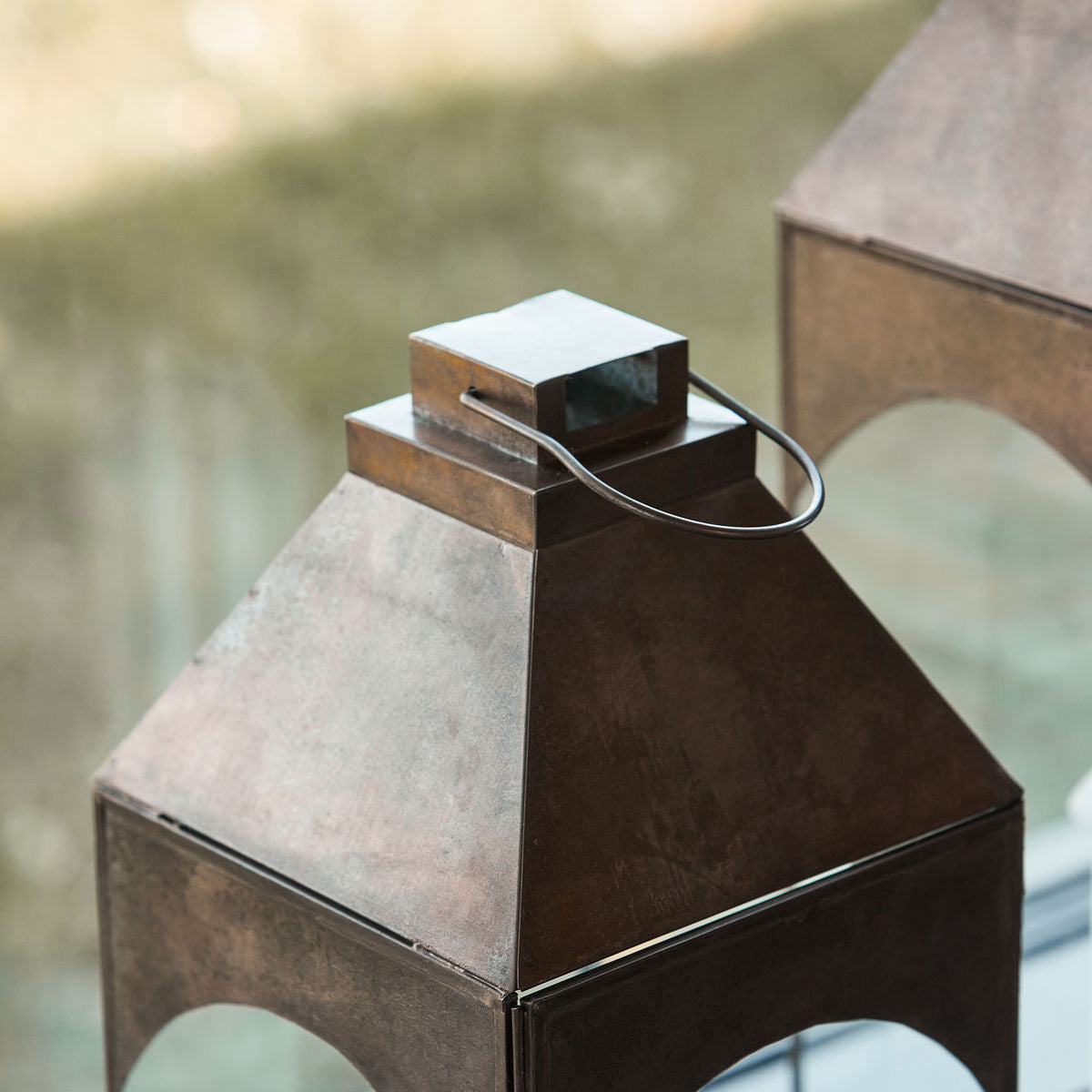 Hausarzt - Laternen, Hdarch, antikes Durcheinander