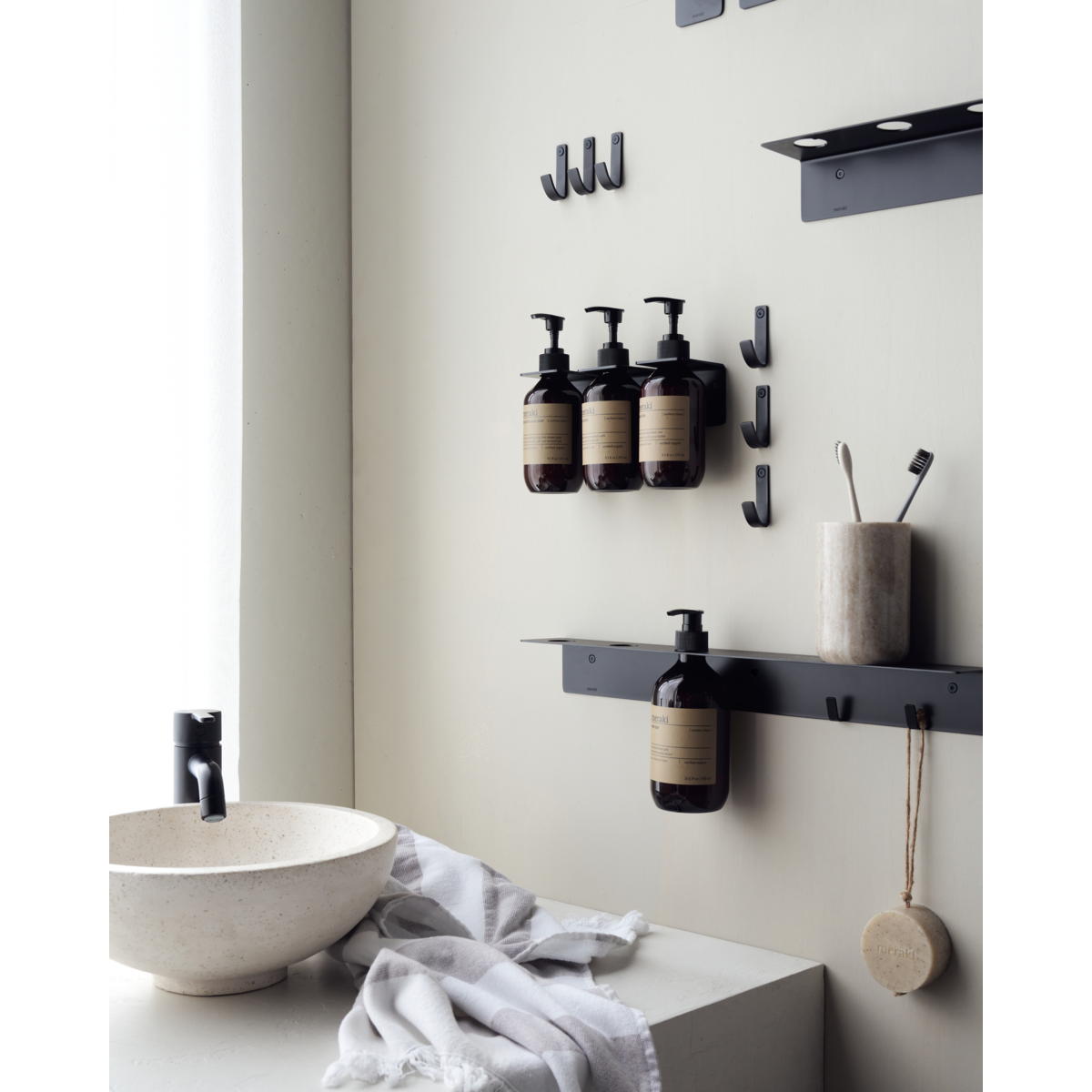 Wandbehang, gebürstetes schwarzes Finish