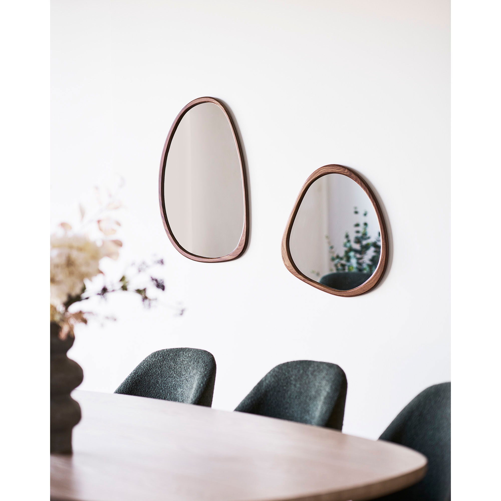 Luxon Mirror - Spiegel, organische Form, Holz Look 38,5x64,5 cm