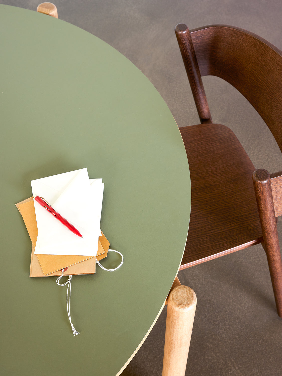 Oblique Esszimmerstuhl Braun - 55x51xh80cm