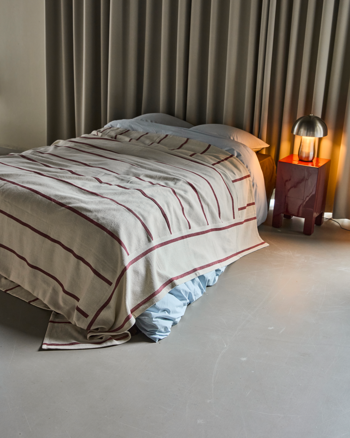 Tagesdecke, HDNula, gebrochenes Weiß; Braun