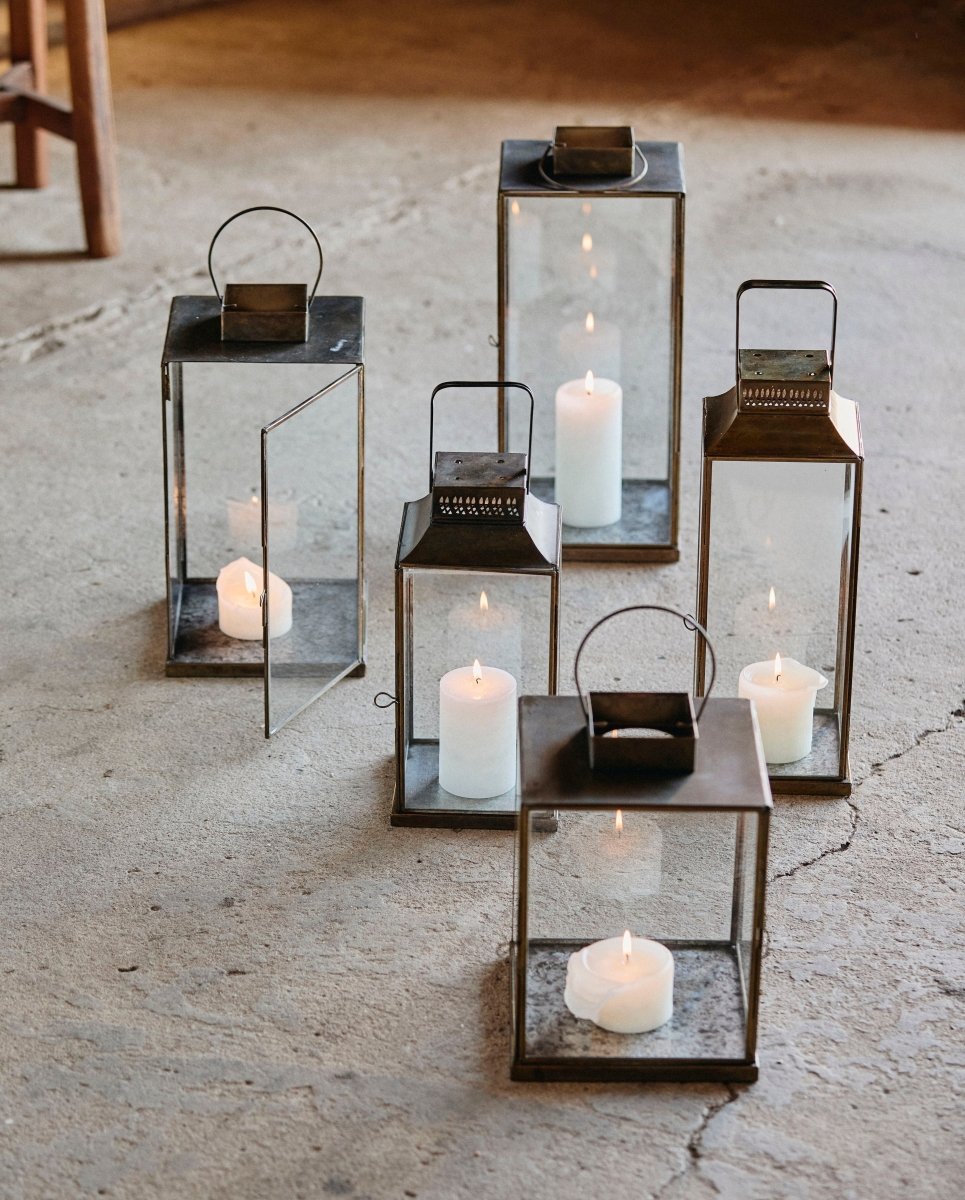 ANTIKE Laterne aus Eisen – H30 cm – Goldfinish