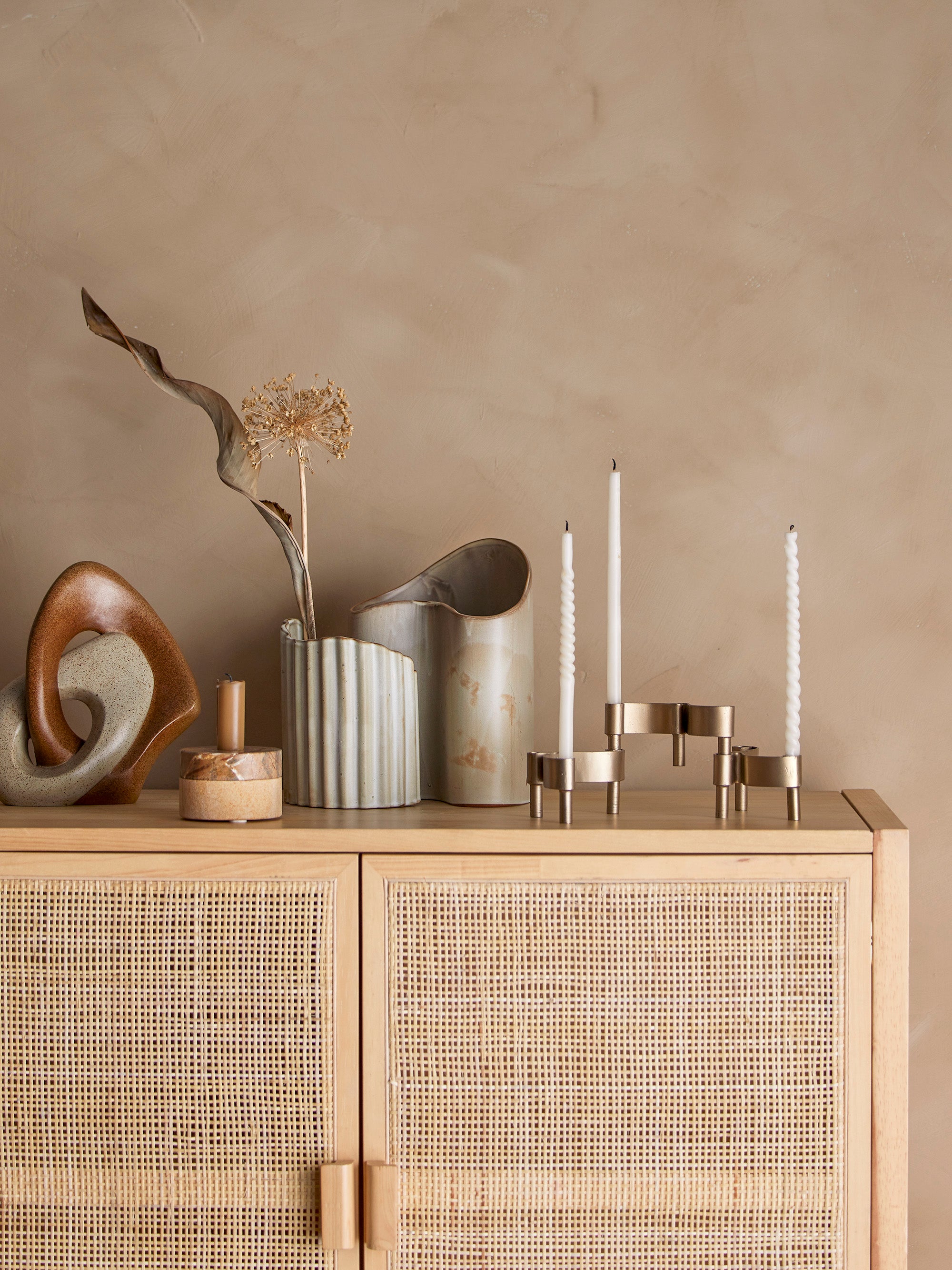 Kerzen, weiß, Parafine verdrehen