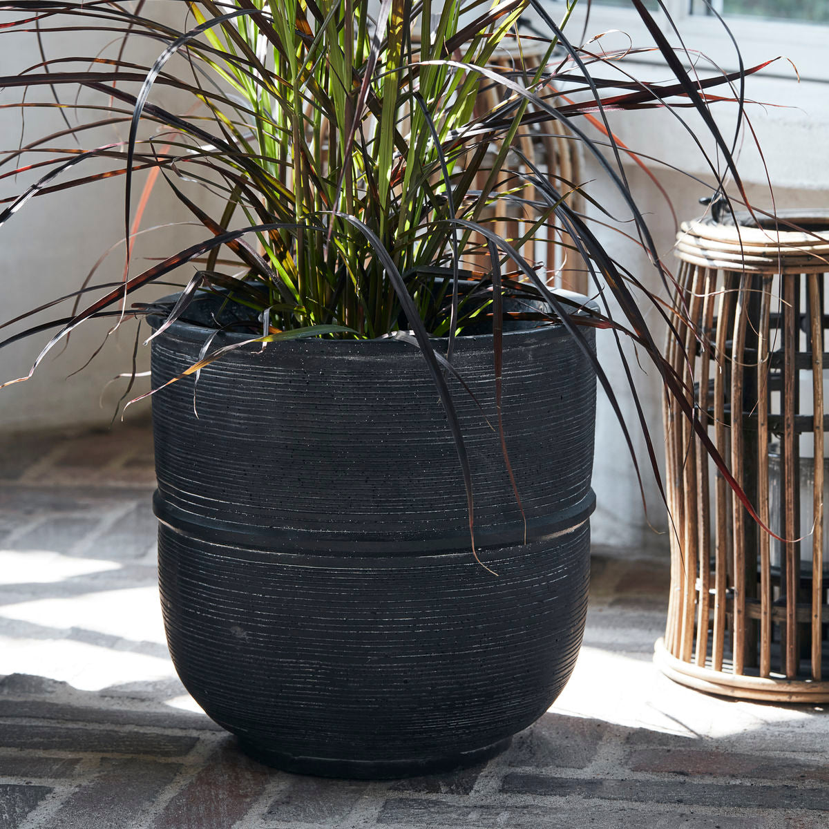 Hausarzt - Kräutertopf, Boden, Beton - H: 28 cm, Dia: 28 cm