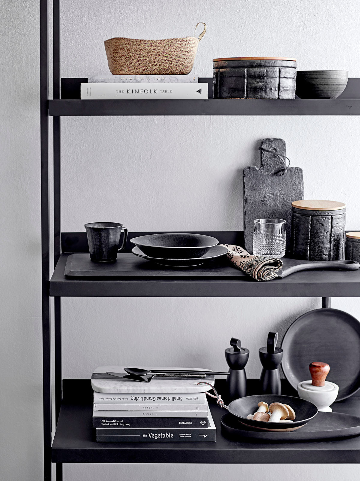 Bloomingville Okai dient dicker, schwarz, acacie