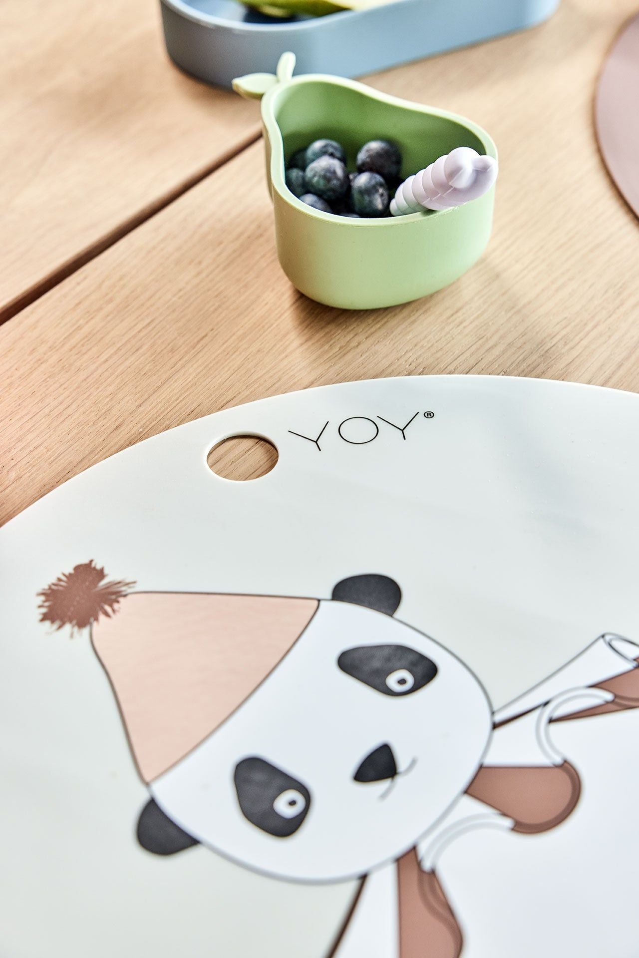 Oyoy Mini Panda Pompom Tisch