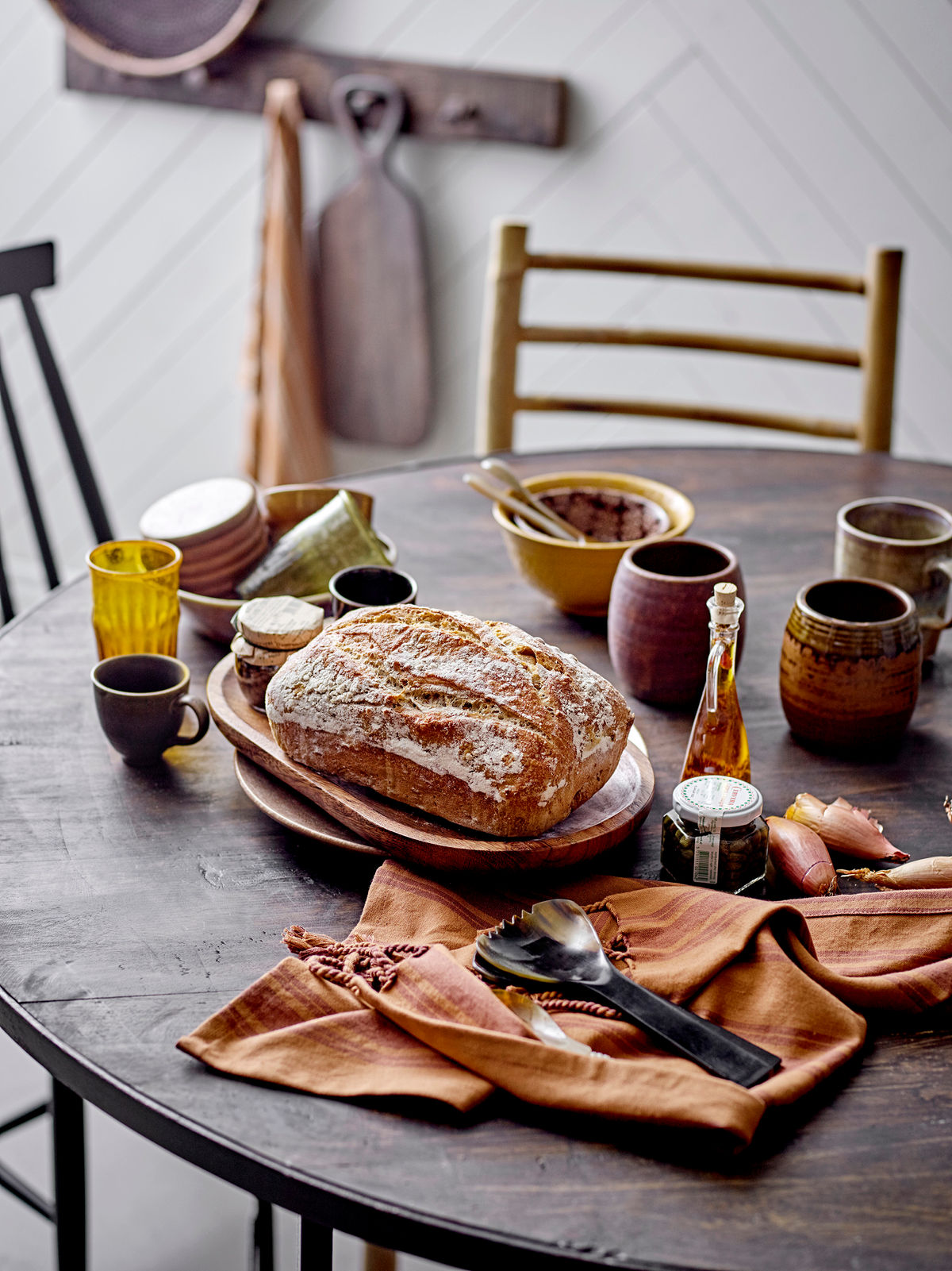 Kreative Kollektion Saben serviert Gericht, Brown, Mango