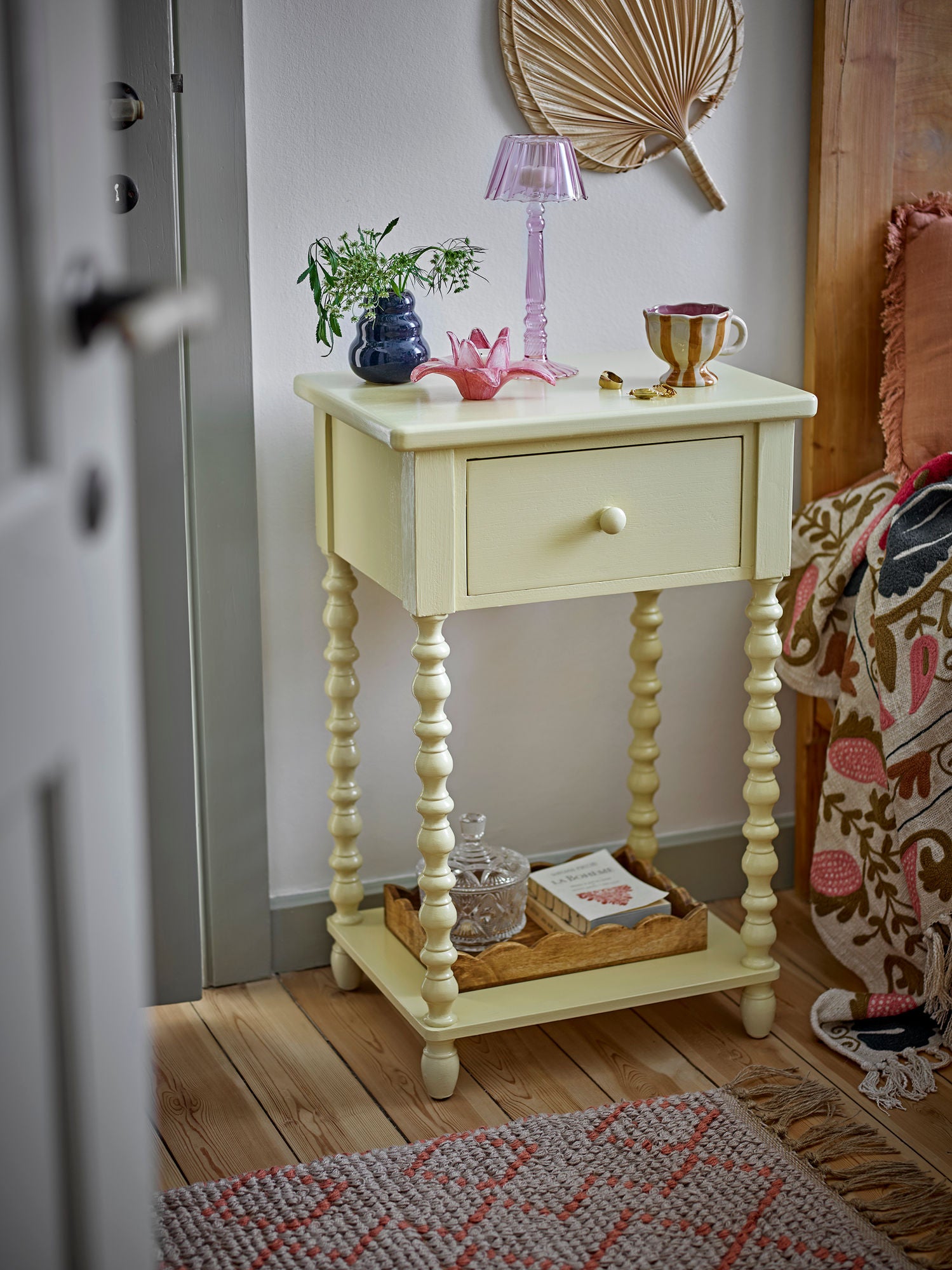 Bloomingville Salino Side Table, Gelb, Mann