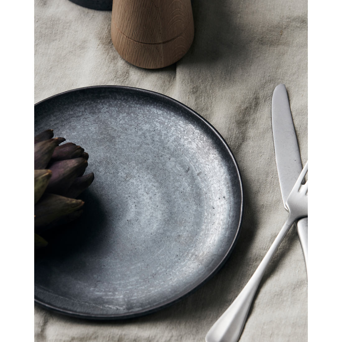 Mittagsteller, Hdpion, schwarz; braun