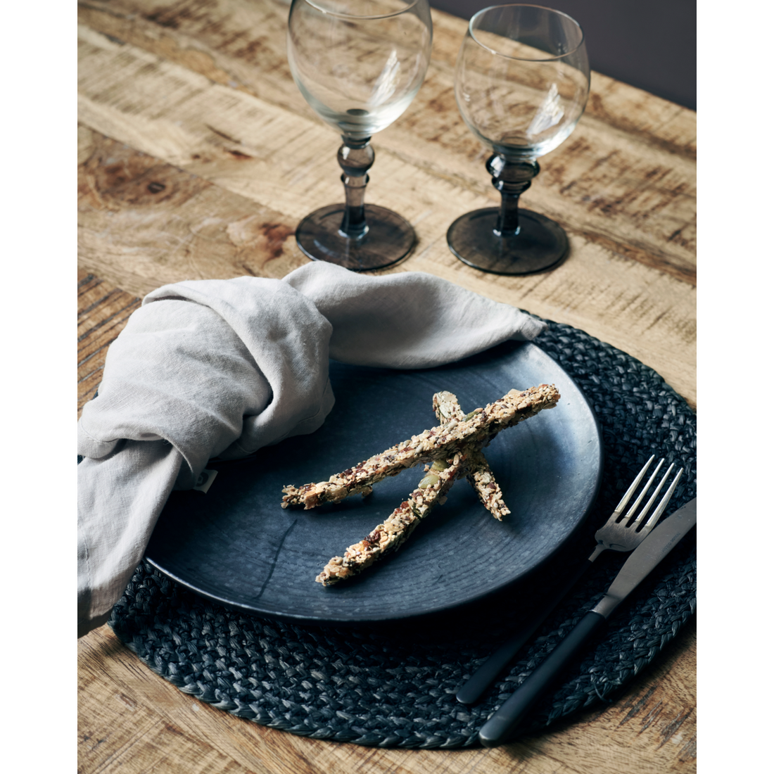 Teller, Hdpion, schwarz; braun