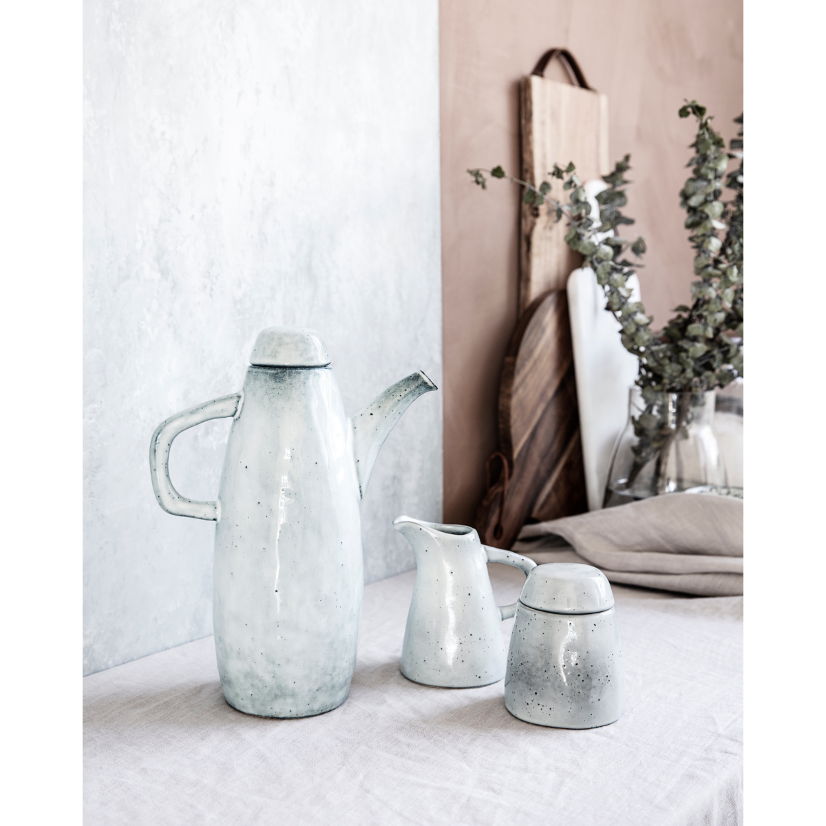 Zuckerschale mit Deckel, rustikal, grau;
