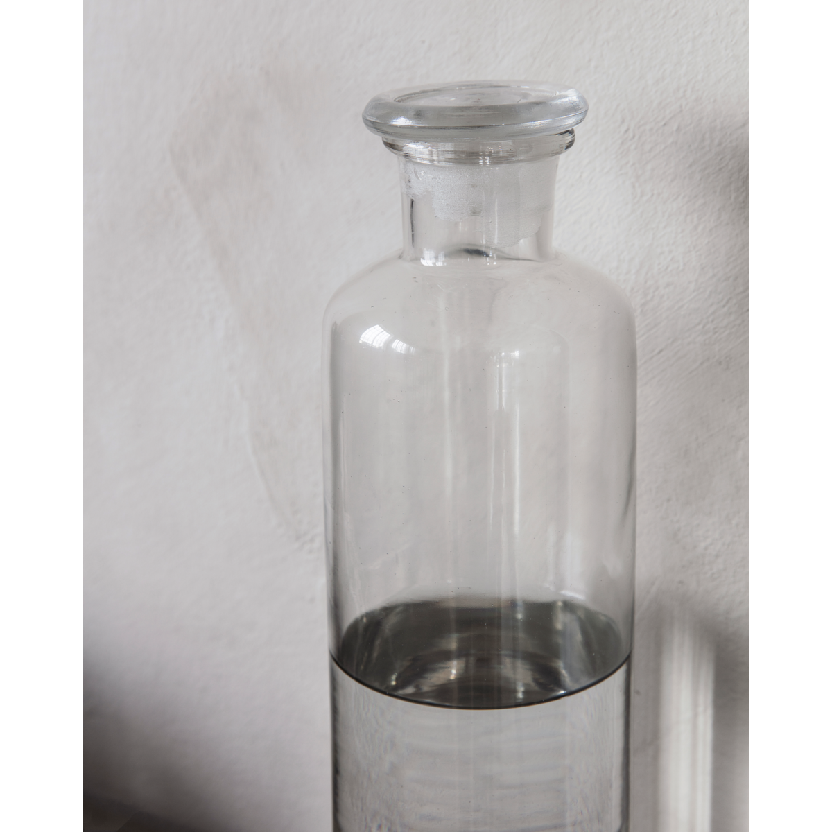 Flasche mit Deckel, Hdfarma, bereit