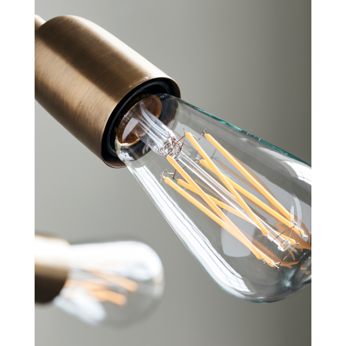 E27 -LED -Birne, hedison, bereit