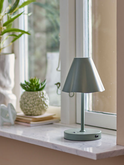 Bloomingville Lianna Tragbare Lampe, wiederaufladbar, grün, Metall