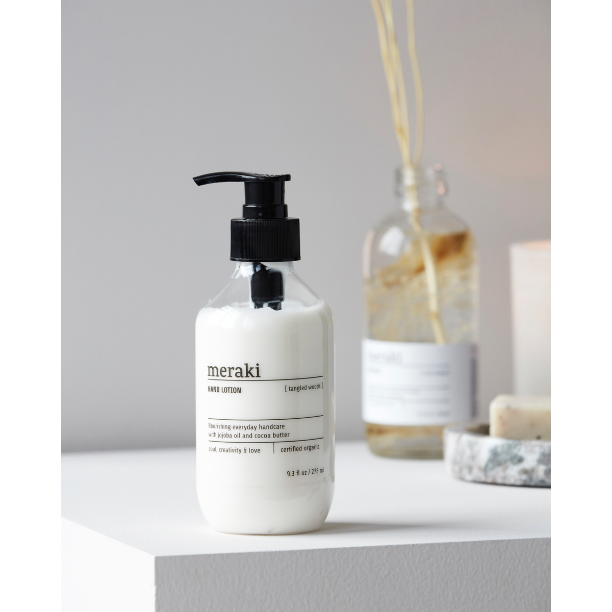 Handlotion, verworrene Wälder, bereit