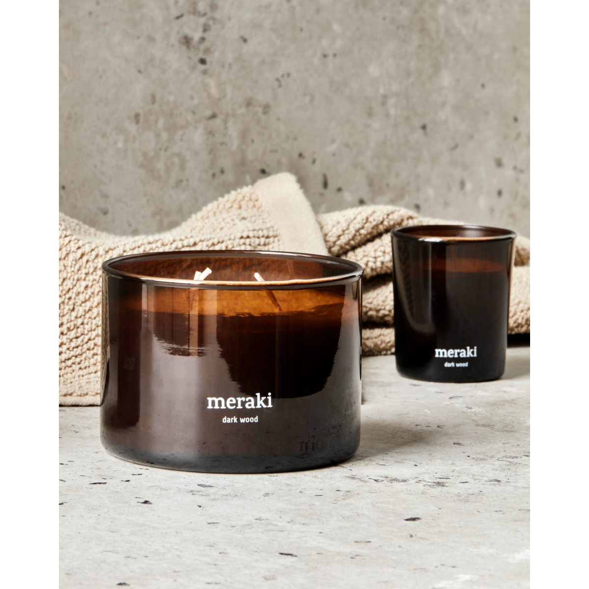 Duft Kerzen, dunkles Holz, braun