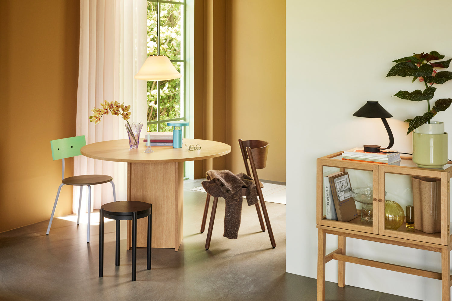 Oblique Esszimmerstuhl Braun - 55x51xh80cm