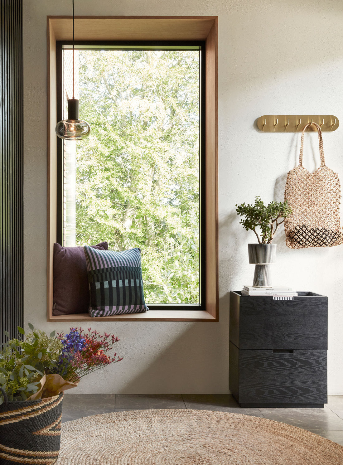 Hübsch Form Garderobenständer Messingfarbe