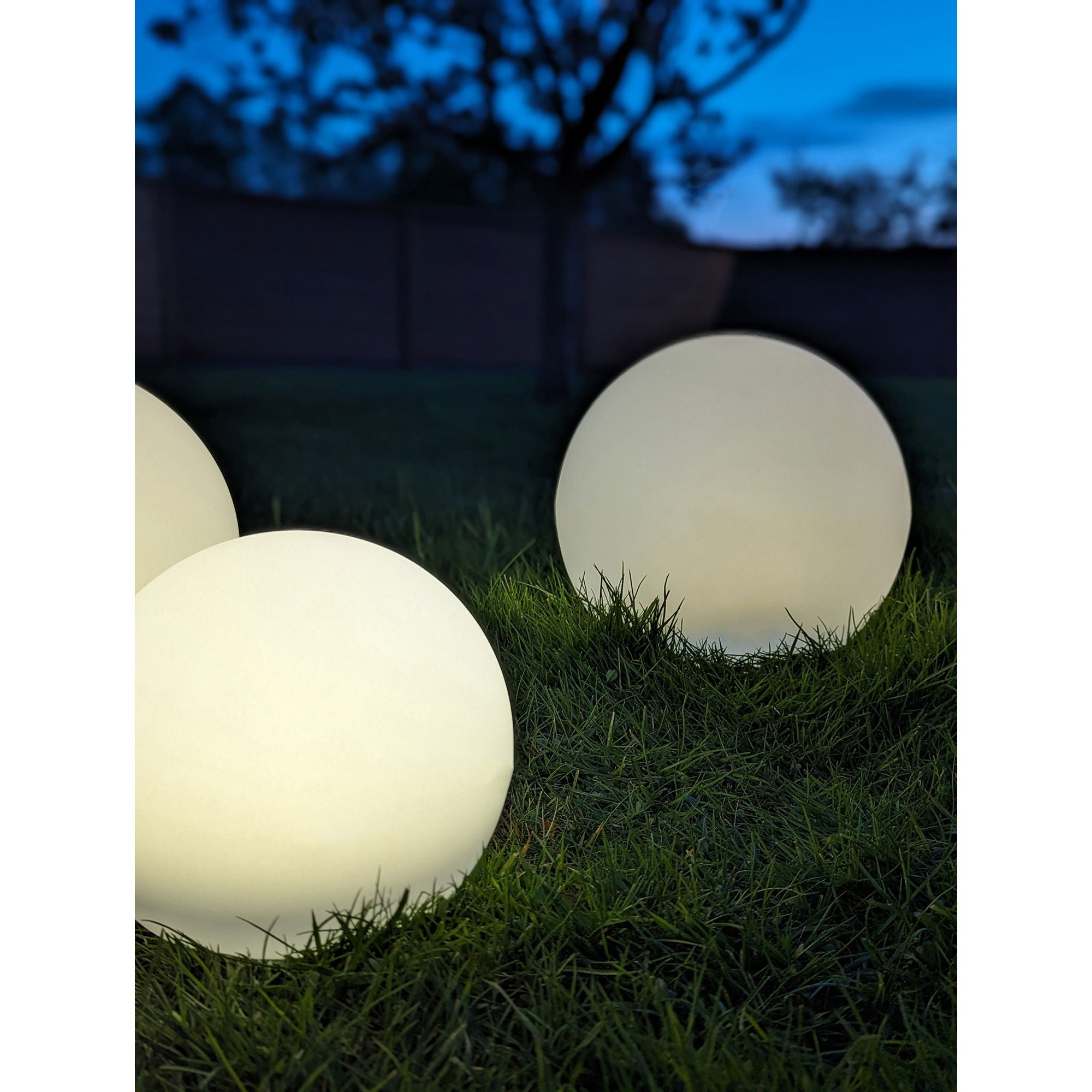 Lampe, weiße, integrierte Sonnenzelle&lt;br&gt;Ø25 cm
