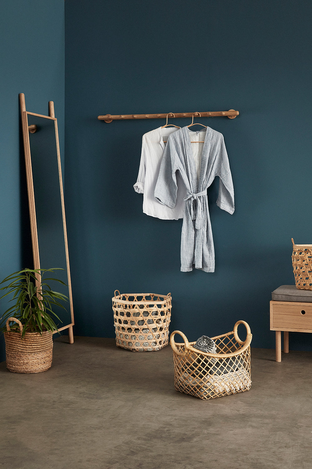 Folk Kleiderbügel Natur – 113x12cm