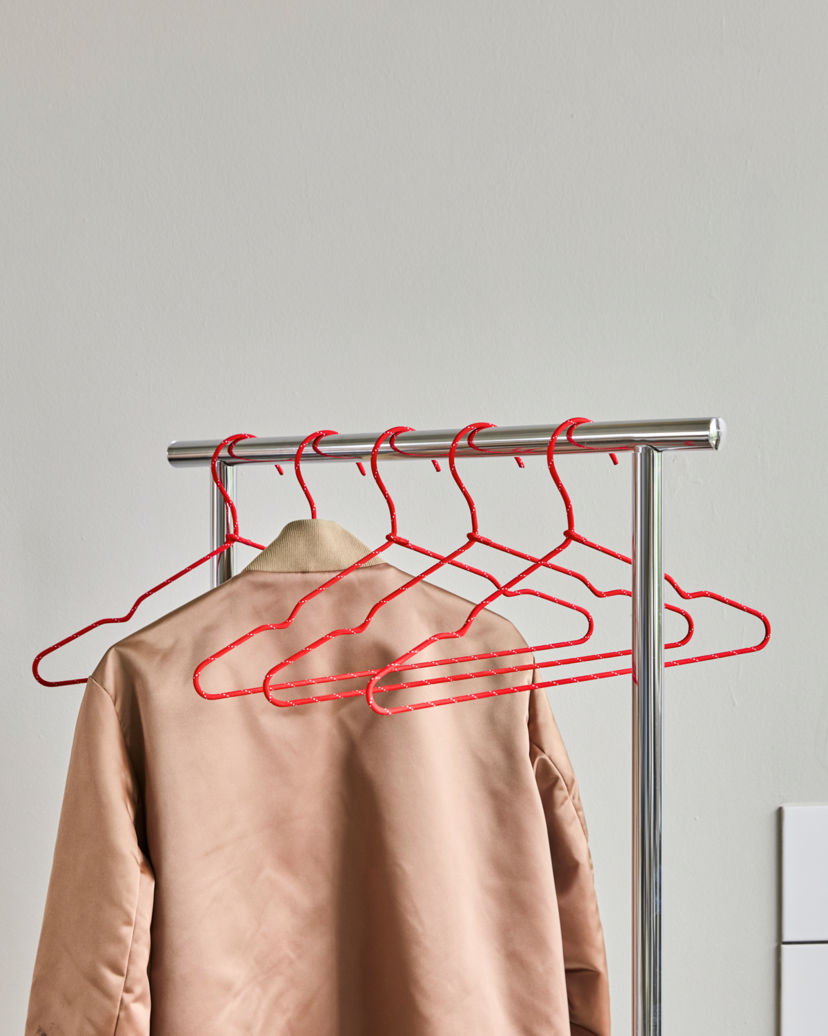 Kleiderbügel, HDWire, Rot