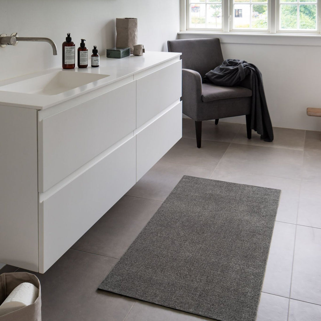 TÆPPE/MÅTTE 67 x 150 CM - UNI COLOR/GREY - Tica Copenhagen - DesignGaragen.dk