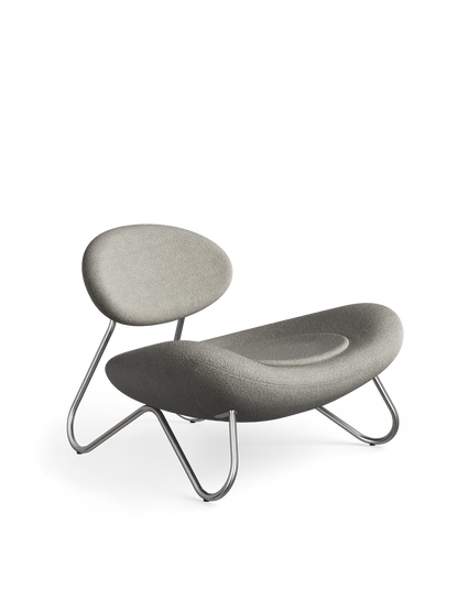 Meadow Lounge Chair – Warmes Grau/Gebürsteter Stahl