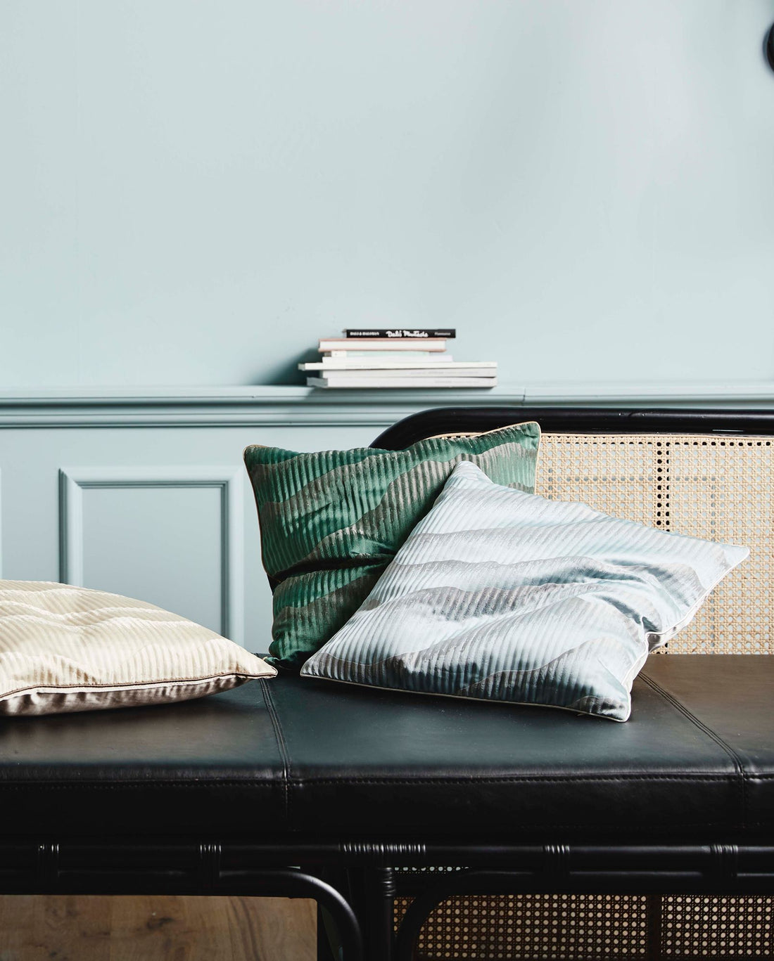 Avior -Kissenbedeckung im Satin - 45x45 - hellblau/grau