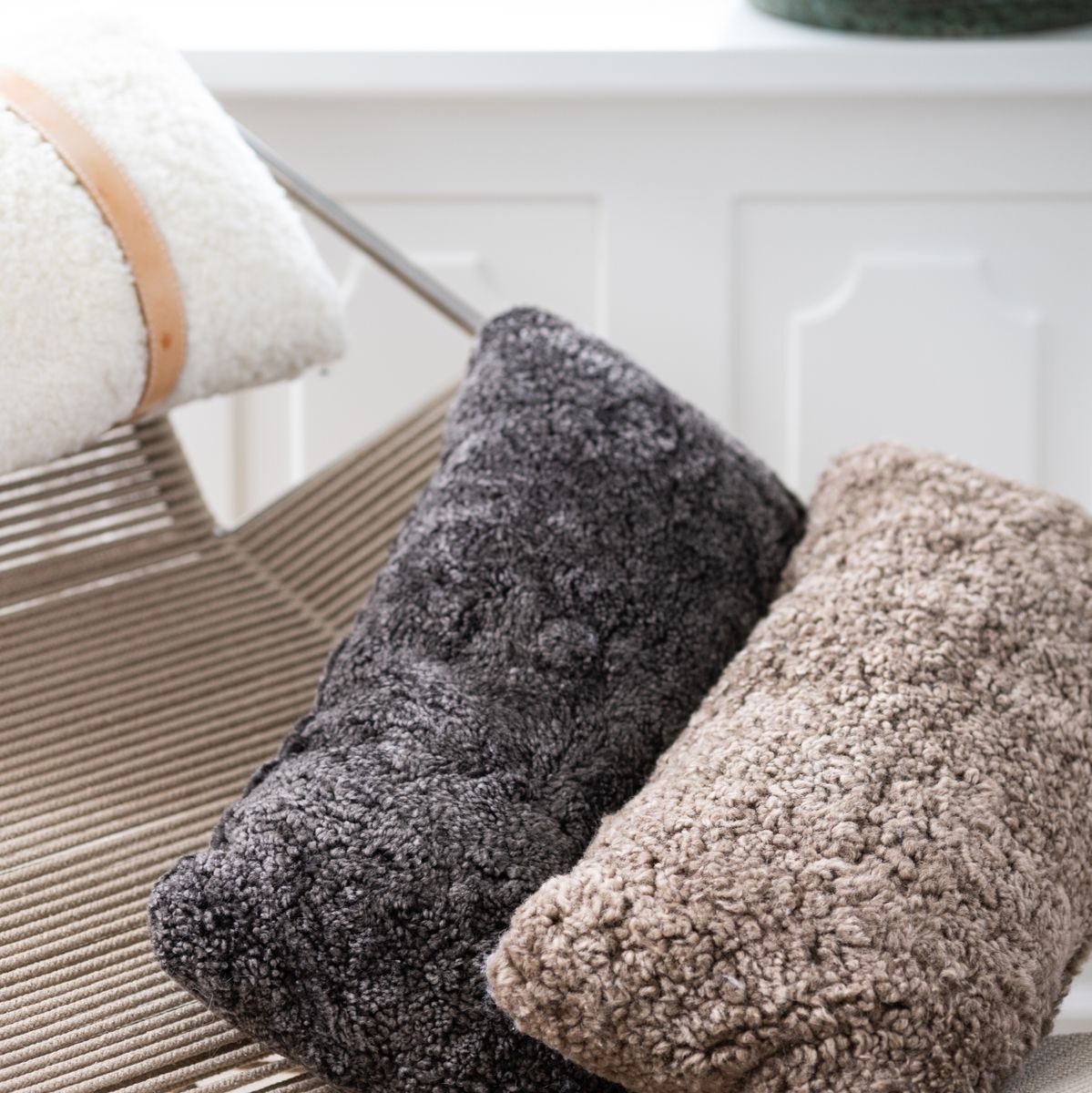 Lammfellkissen | Kurzhaarig | Neuseeland | Doppelseitig | 30x60 cm