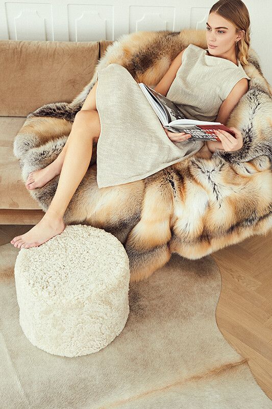 Premium Teppich aus Fuchs | Rückseite aus Kaschmir | Hellgold | 150x150 cm