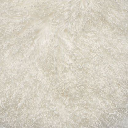 Schaukelstuhl mit tibetischem Bezug