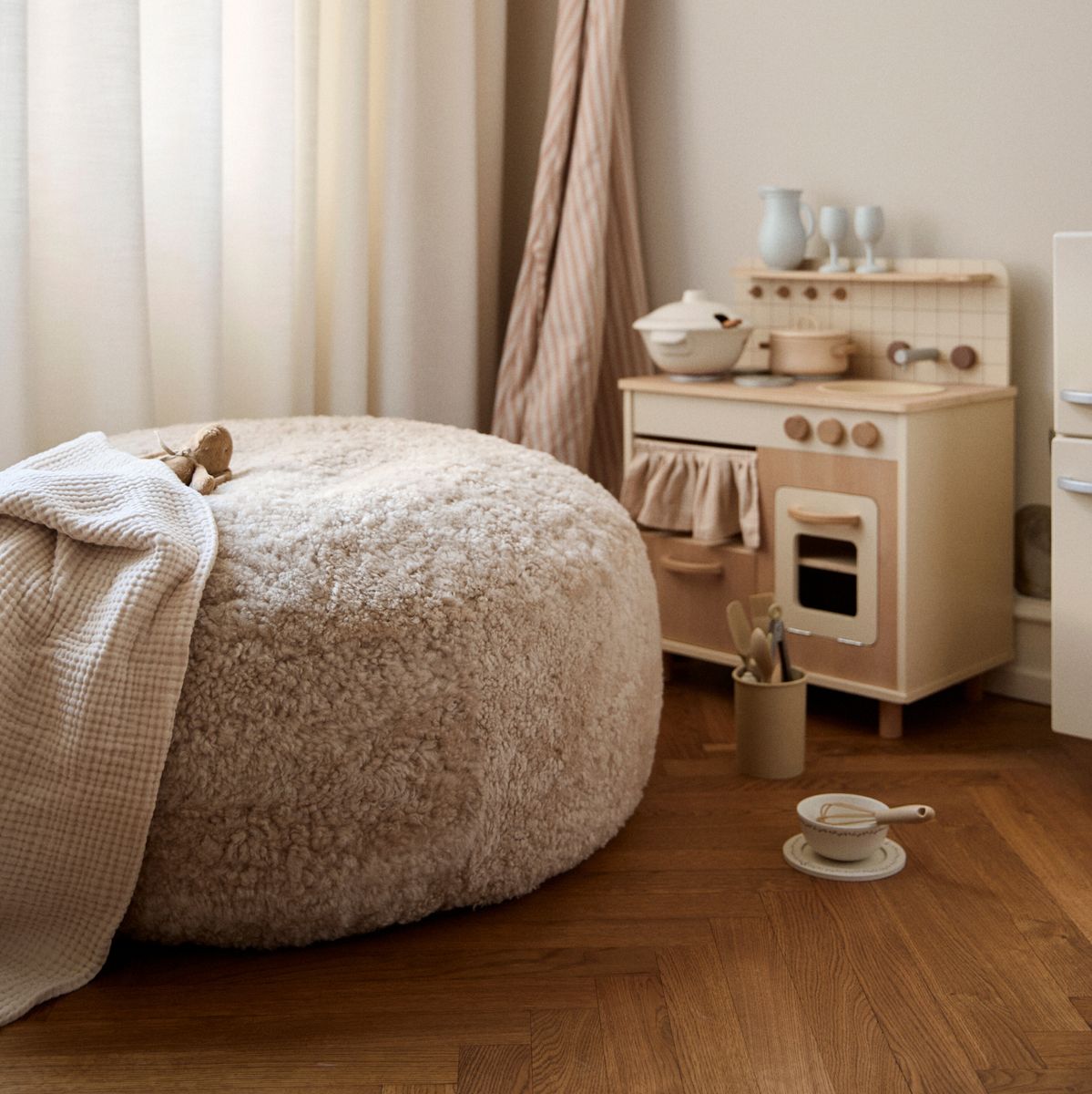 Runder Sitzsackstuhl | Kurzhaarig | Neuseeland | 73x74 cm und 92x93 cm