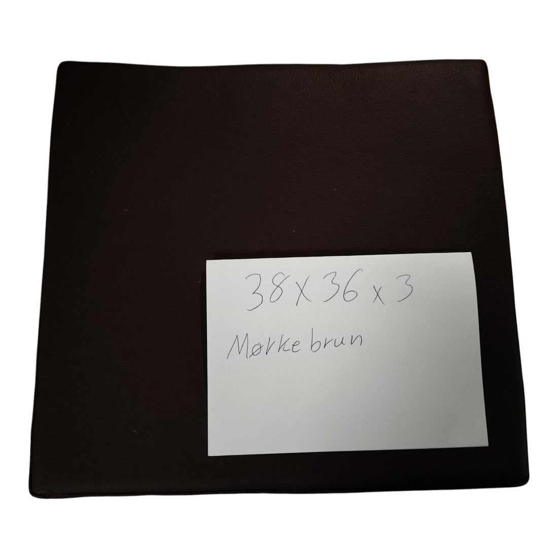 Restabschnitt - 38x36x3 cm in dunkelbraunem Leder