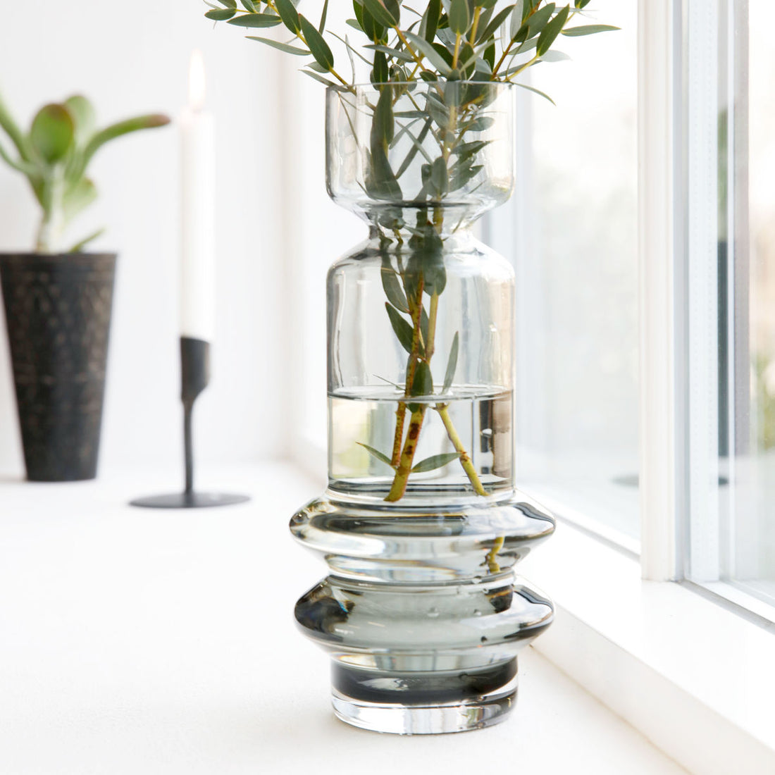 Hausarzt - Vase, Sapa, Grau - H: 25 cm, Dia: 7 cm