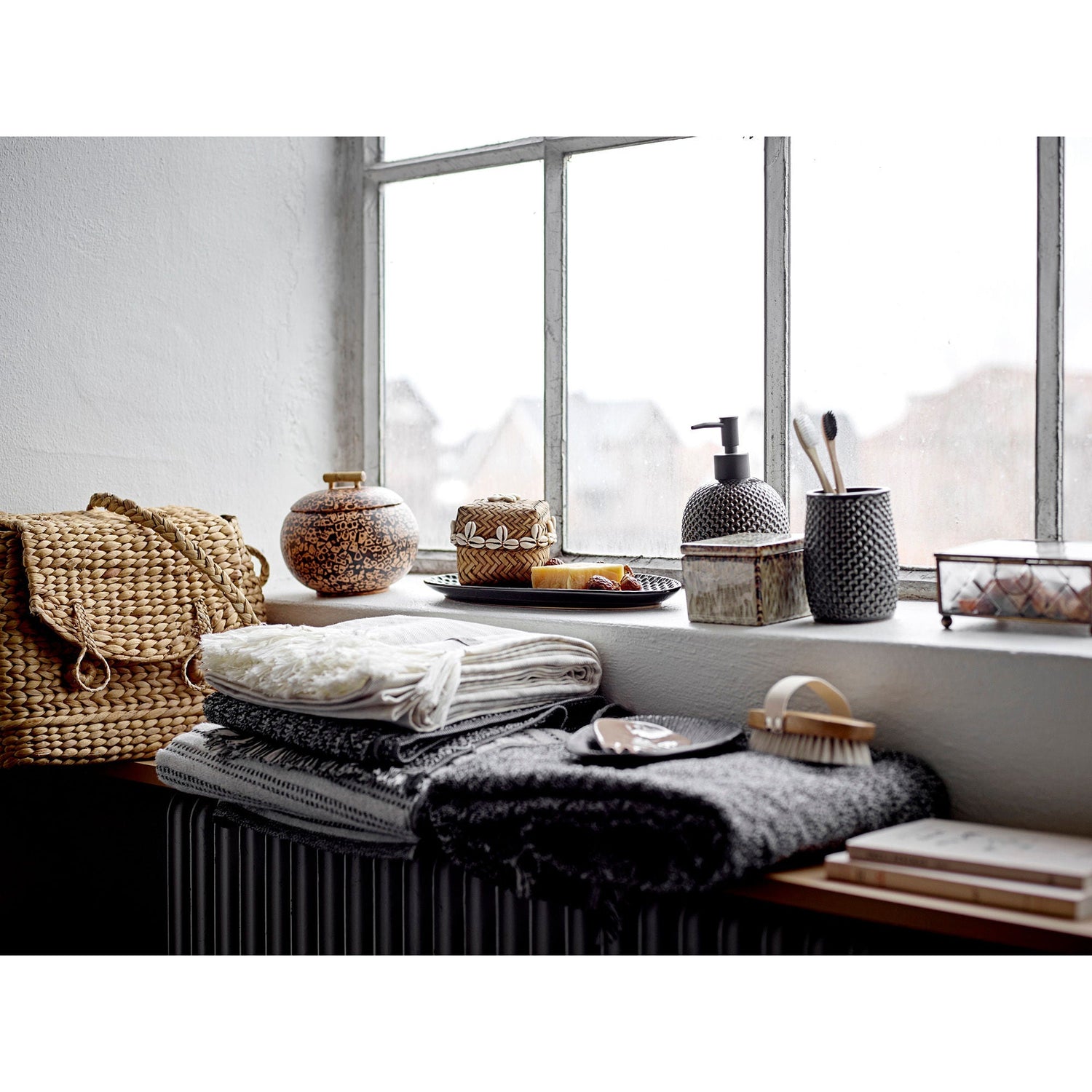 Bloomingville Seval Korb mit Deckel, Natur, Bambus