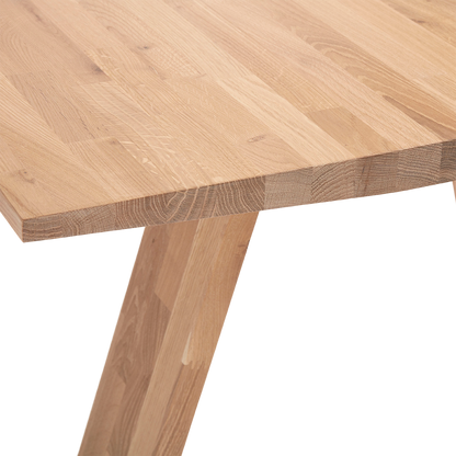 Muubs Spisebord Angle, Eg Natur/hvidolieret - L: 160 B: 90 H: 74 cm - DesignGaragen.dk.