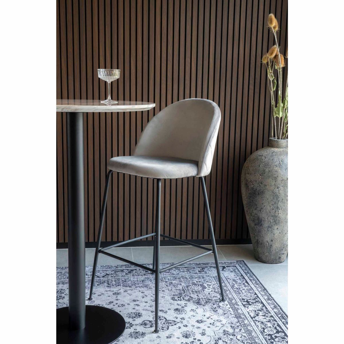 Lausanne Bare Chair - Barhocker in Velours, grau mit schwarzen Beinen, HN1213