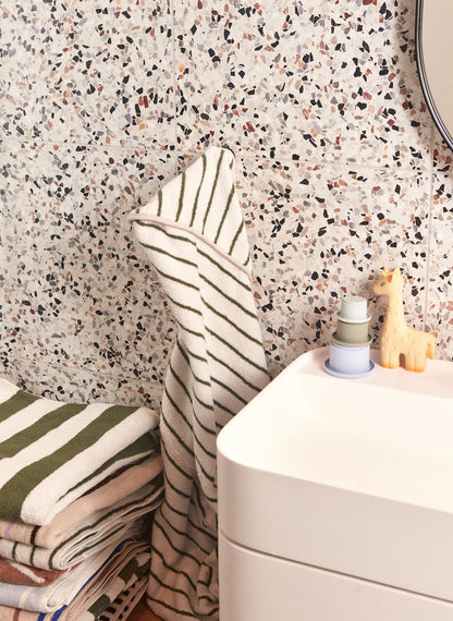 Oyoy Mini Raita -Handtuch mit Kapuze