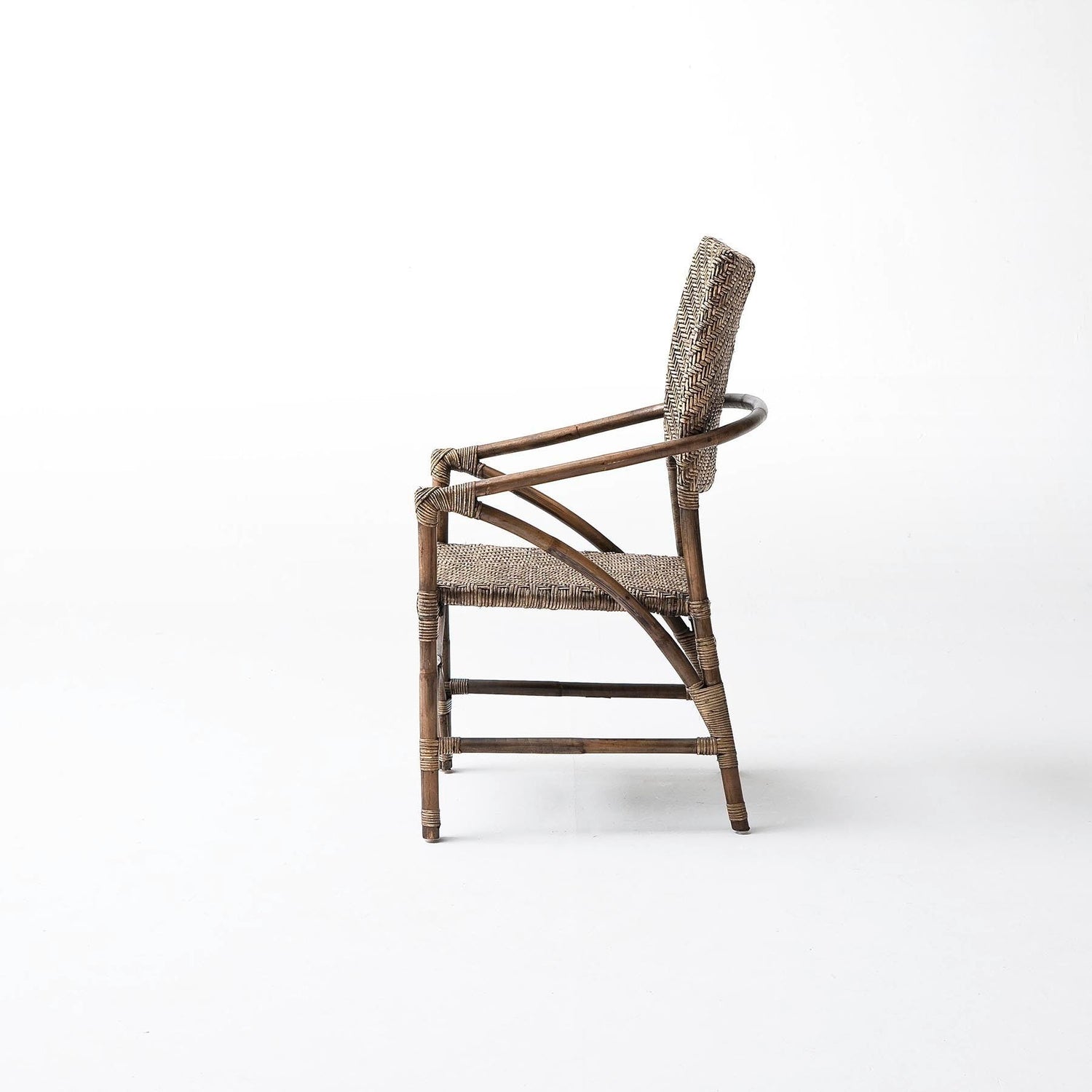 Wickerworks Jester Wicker Chair (verkauft als Paar)
