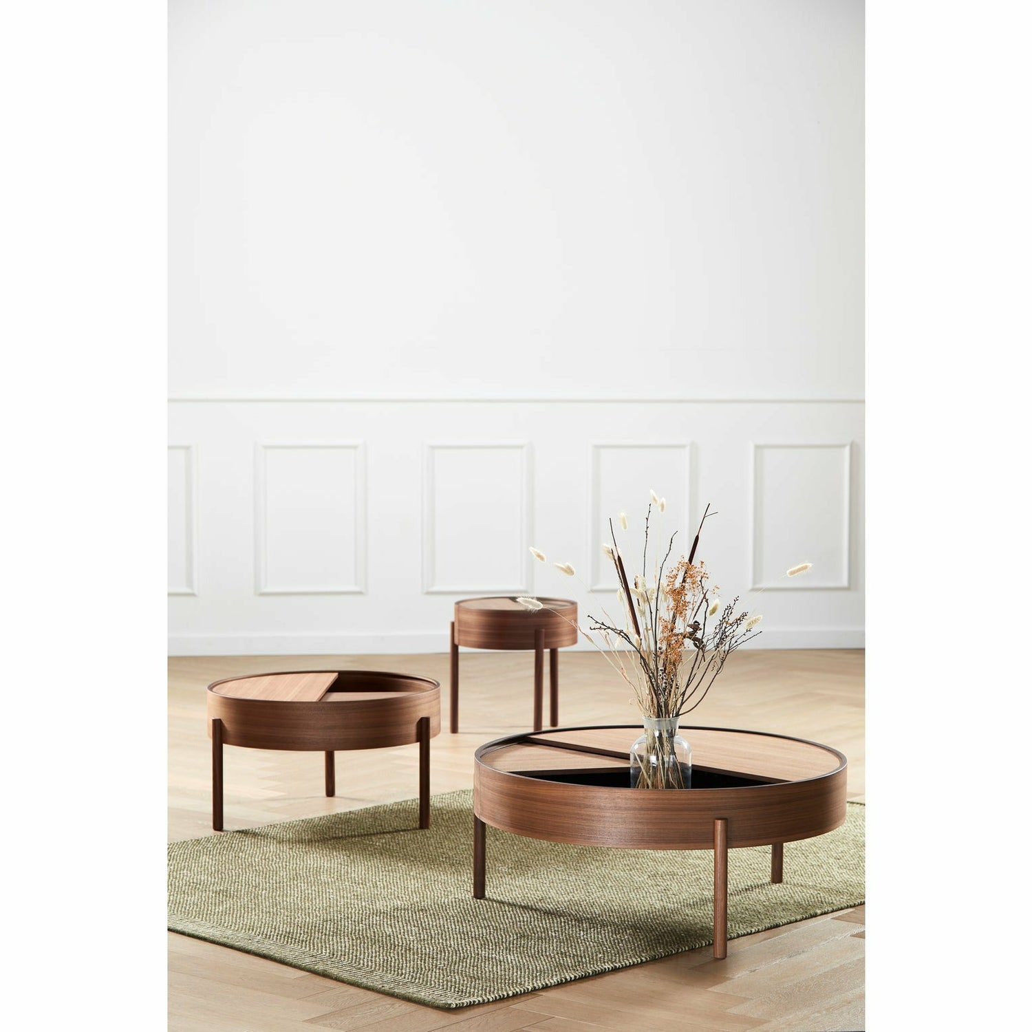 WOUD - Arc coffee table (89 cm) - Walnut - WOUD - DesignGaragen.dk