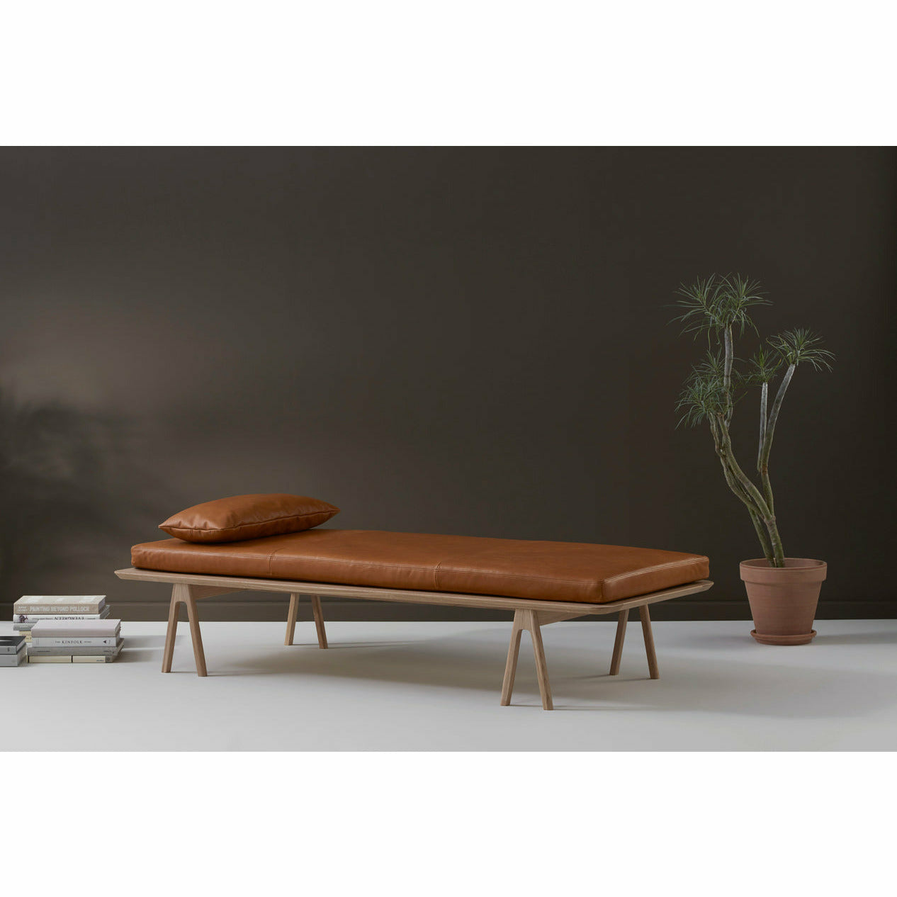 WOUD - Level daybed - Nougat/black 190x76,50x41 cm - WOUD - DesignGaragen.dk