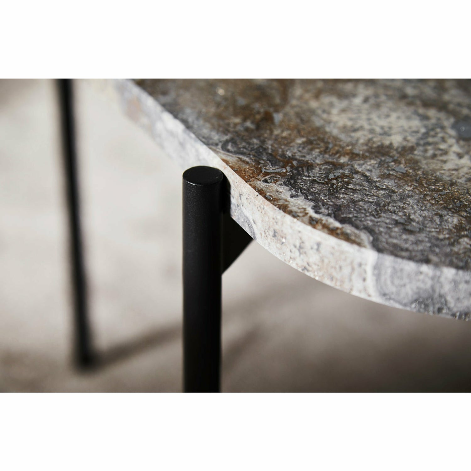 WOUD - La Terra occasional table (Medium) - Grey Melange - WOUD - DesignGaragen.dk