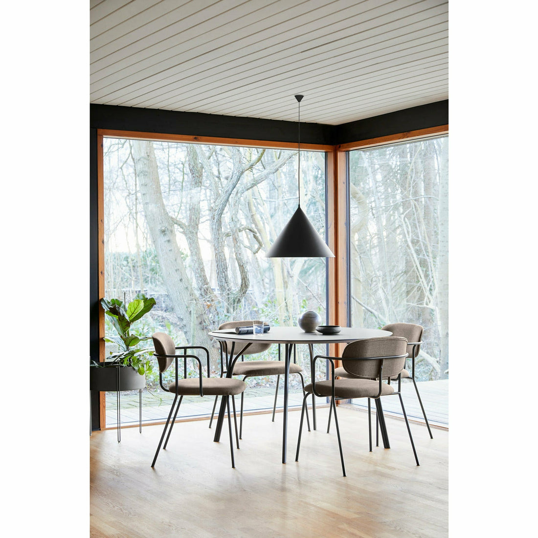 WOUD - Frame dining chair - Taupe - WOUD - DesignGaragen.dk
