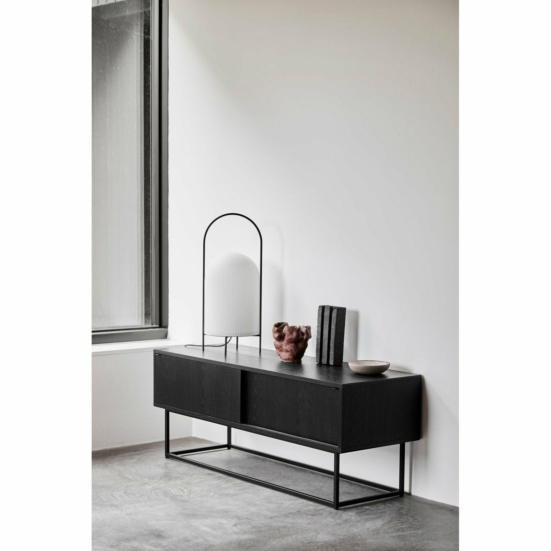 Woud - Virka Sideboard (niedrig) - schwarz