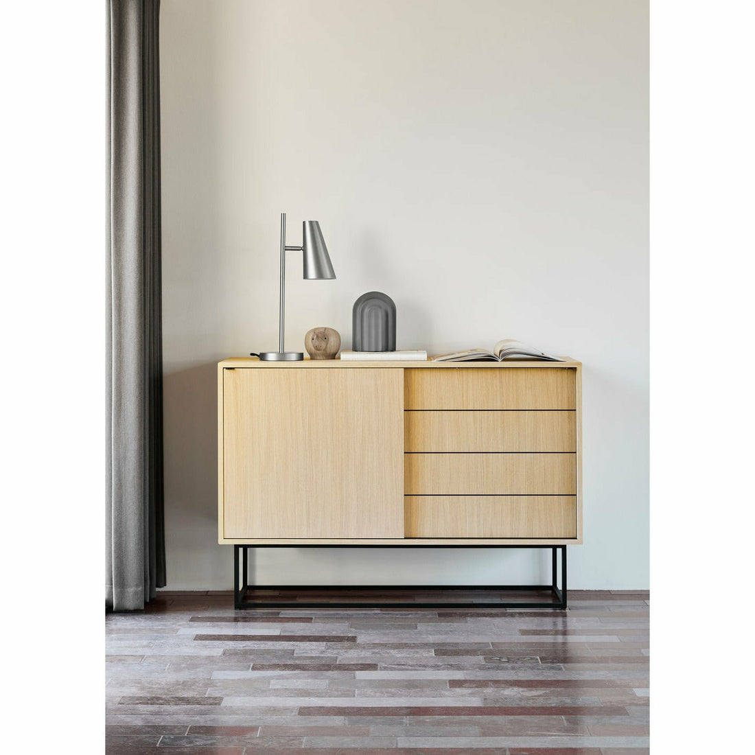 Woud - Cono Tischlampe - Satin