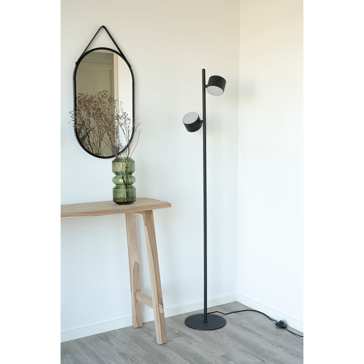 House Nordic Milano Stehleuchte