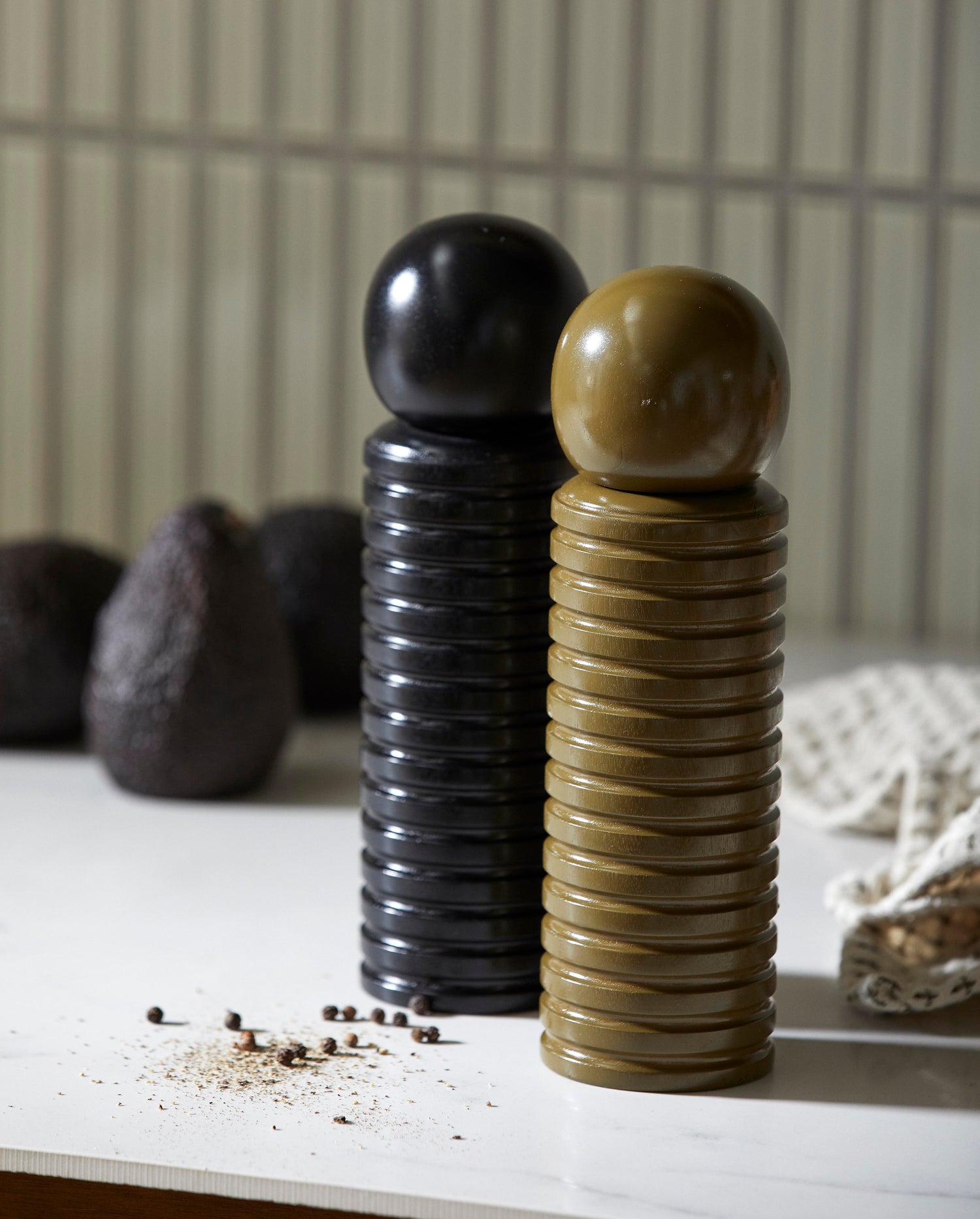 Ras Spice Guard, Acacie Wood - Schwarz