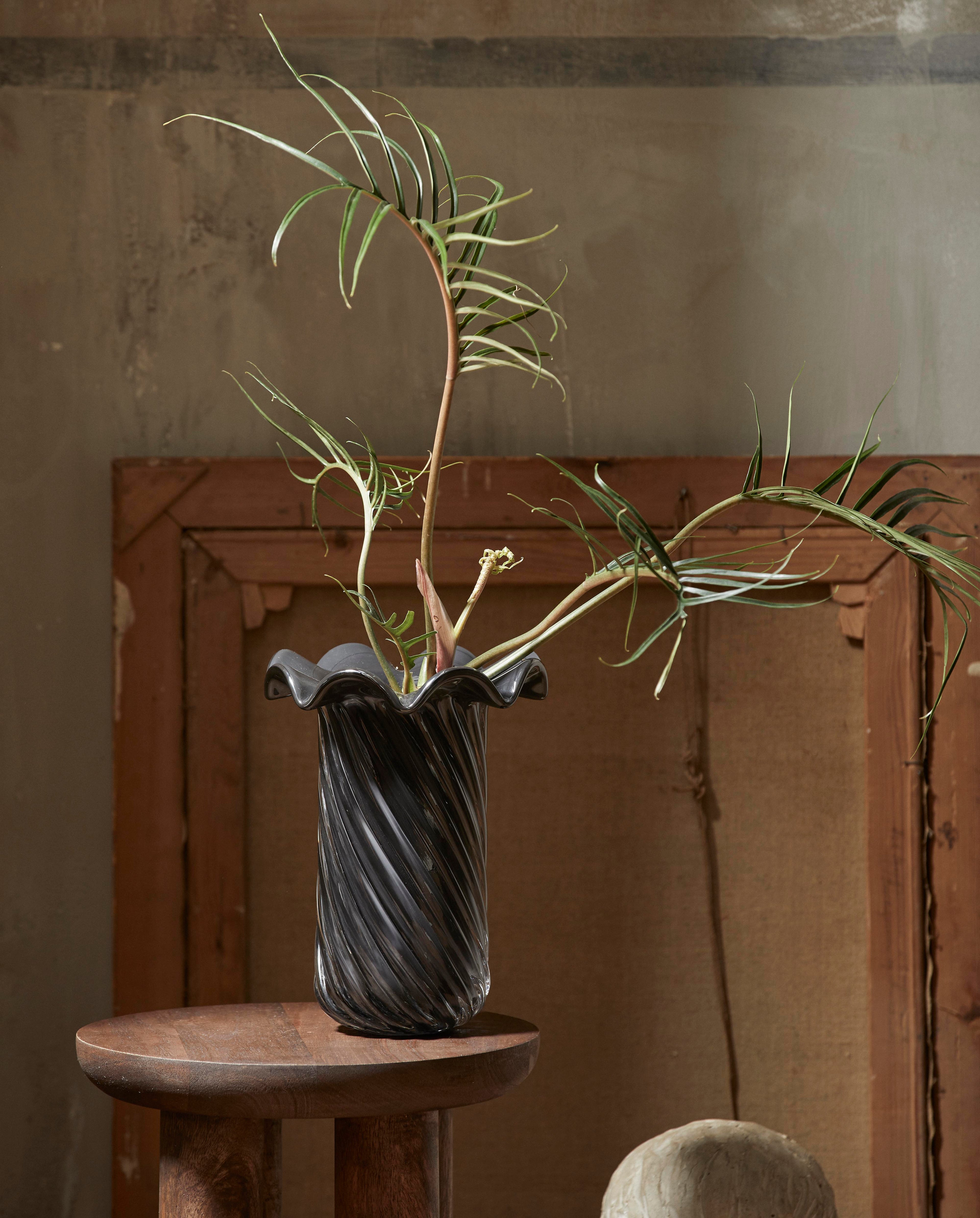 Koro Vase, Glas - grau